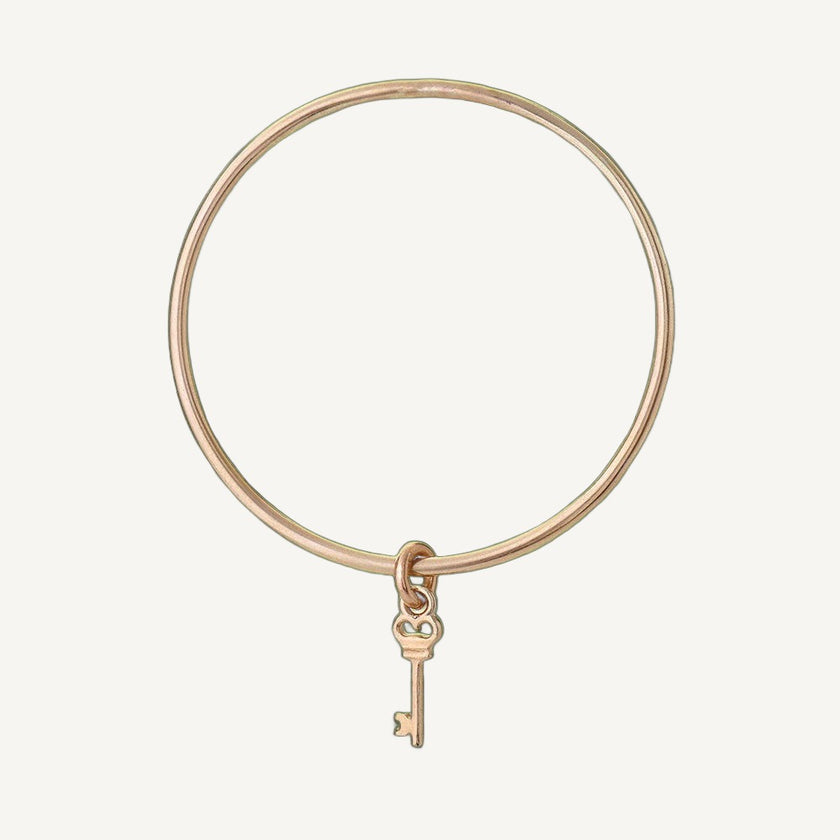 9 Carat Gold 2.5mm Bangle & Freedom