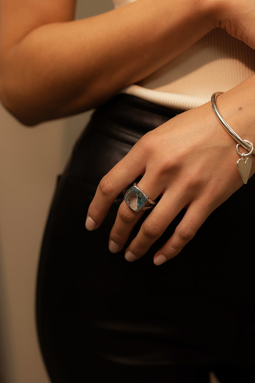 4mm Heart Charm Classic Bangle