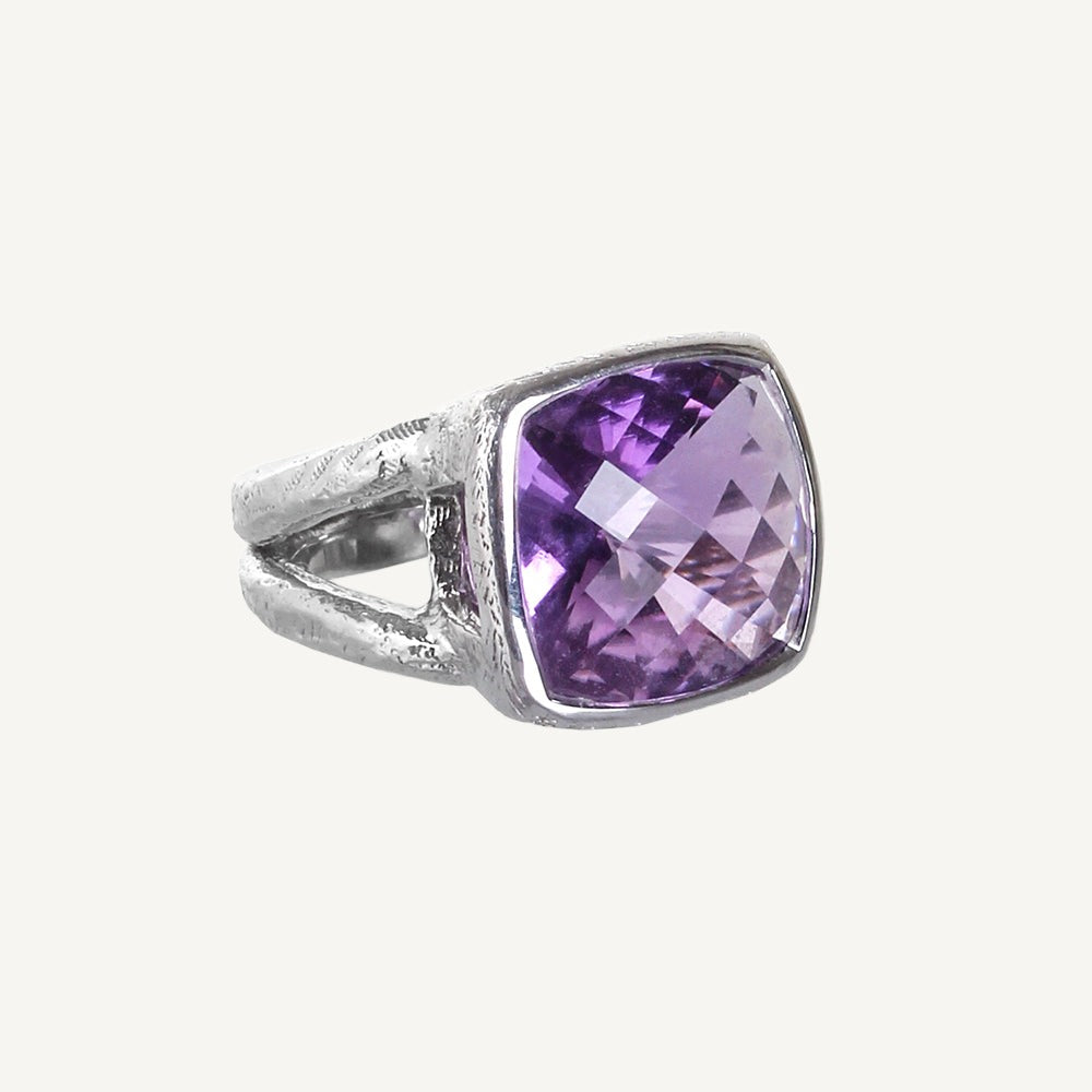 Amethyst Iris Ring